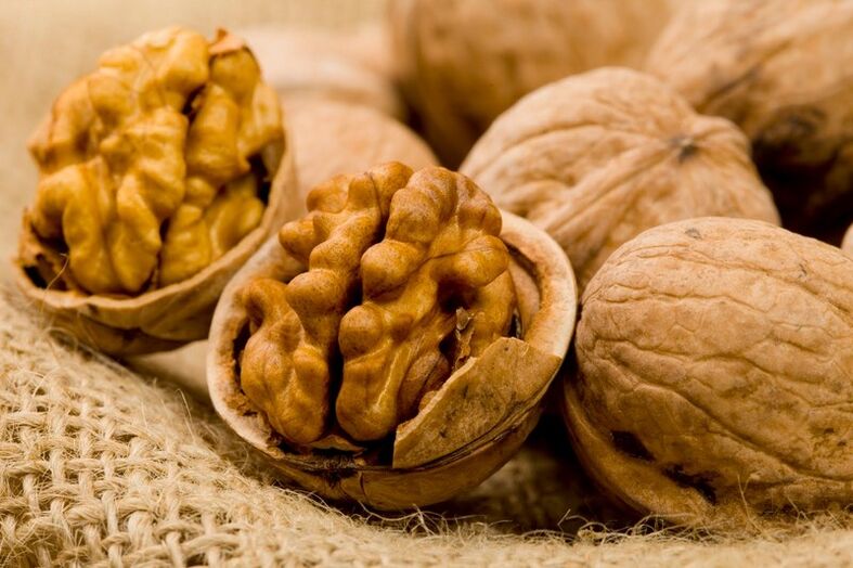 walnut pikeun pengobatan osteochondrosis