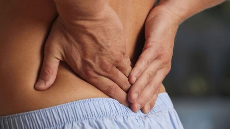 Ngarareunah di balik handap kalawan osteochondrosis lumbar
